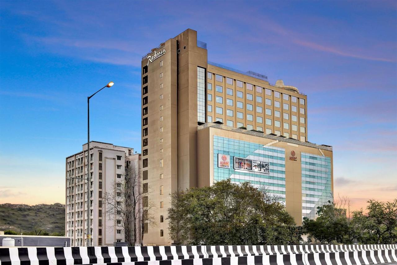 Radisson Hotel Nāthdwāra Exteriér fotografie