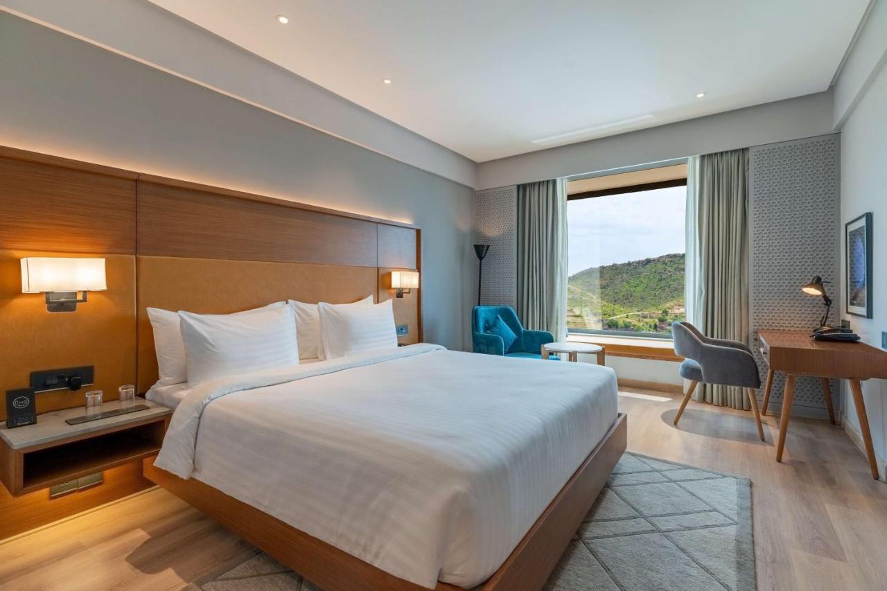 Radisson Hotel Nāthdwāra Exteriér fotografie