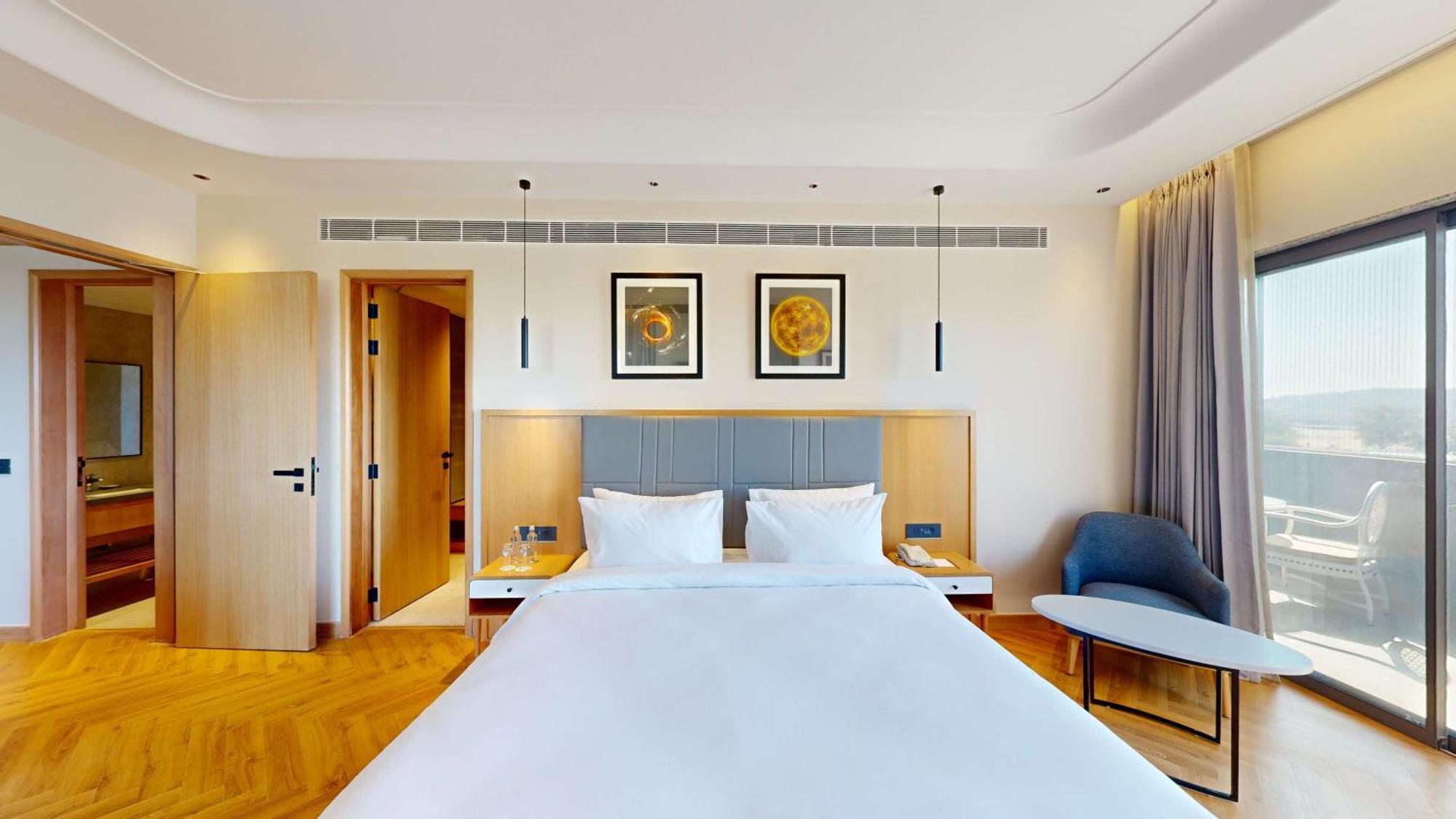 Radisson Hotel Nāthdwāra Exteriér fotografie